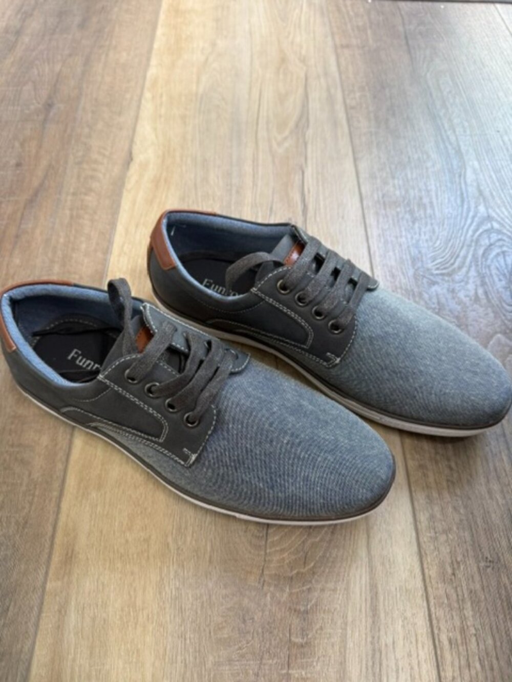 NEW Men's Fashion Sneakers Blue/Gray Denim Lace Up Shoes Sz. 7